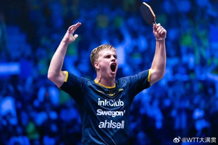 华体会官网-哭了！夺冠后亲吻球台，国乒之外第一人，老瓦：他正在最佳状态