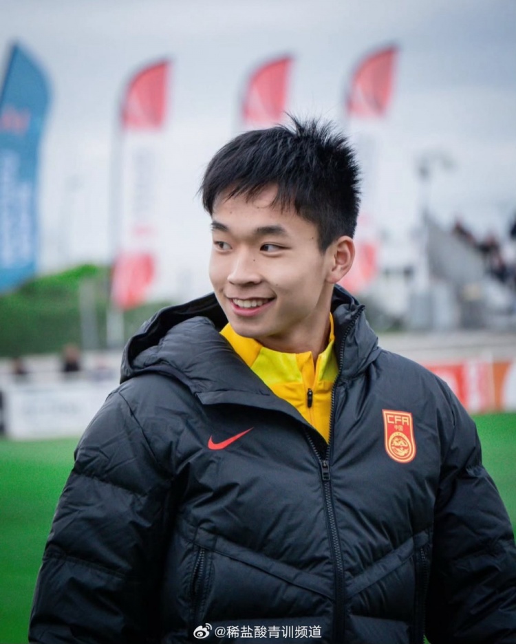 华体会-博主：黄子杰在欧罗巴U19B队注册，将战加泰罗尼亚U19优选联赛